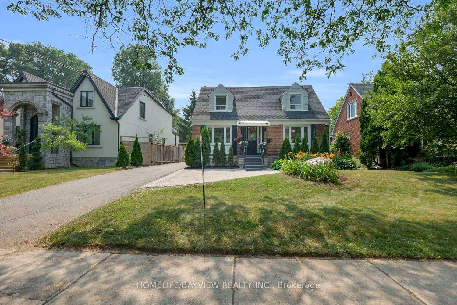 Charming and Cozy House Located in upcoming area of North York.