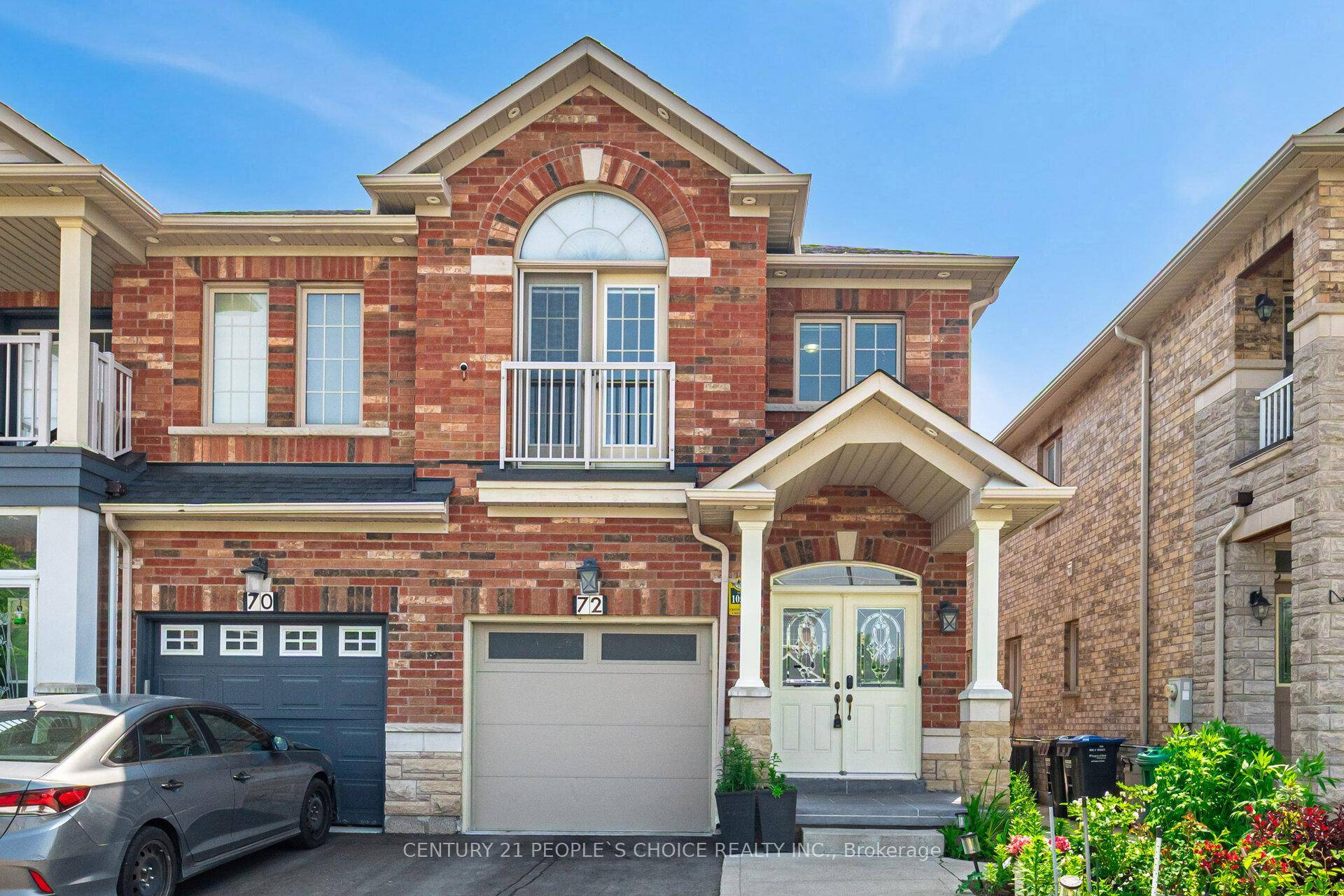 Welcome to this spacious and tastefully upgraded Semi detached Carpet free home offering 4 bedrooms and 4 bathrooms, Renovated Top To Bottom !