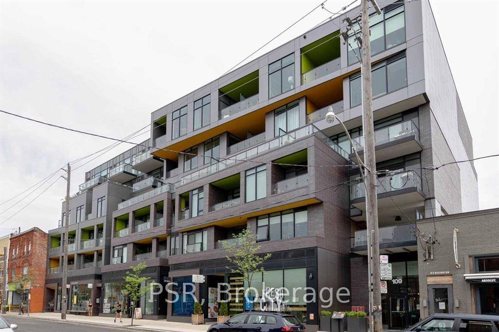 Live Above It All in the Heart of Ossington Rare Loft at 109Oz Welcome to 109 Ossington Ave, one of the west end's most sought after boutique buildings.