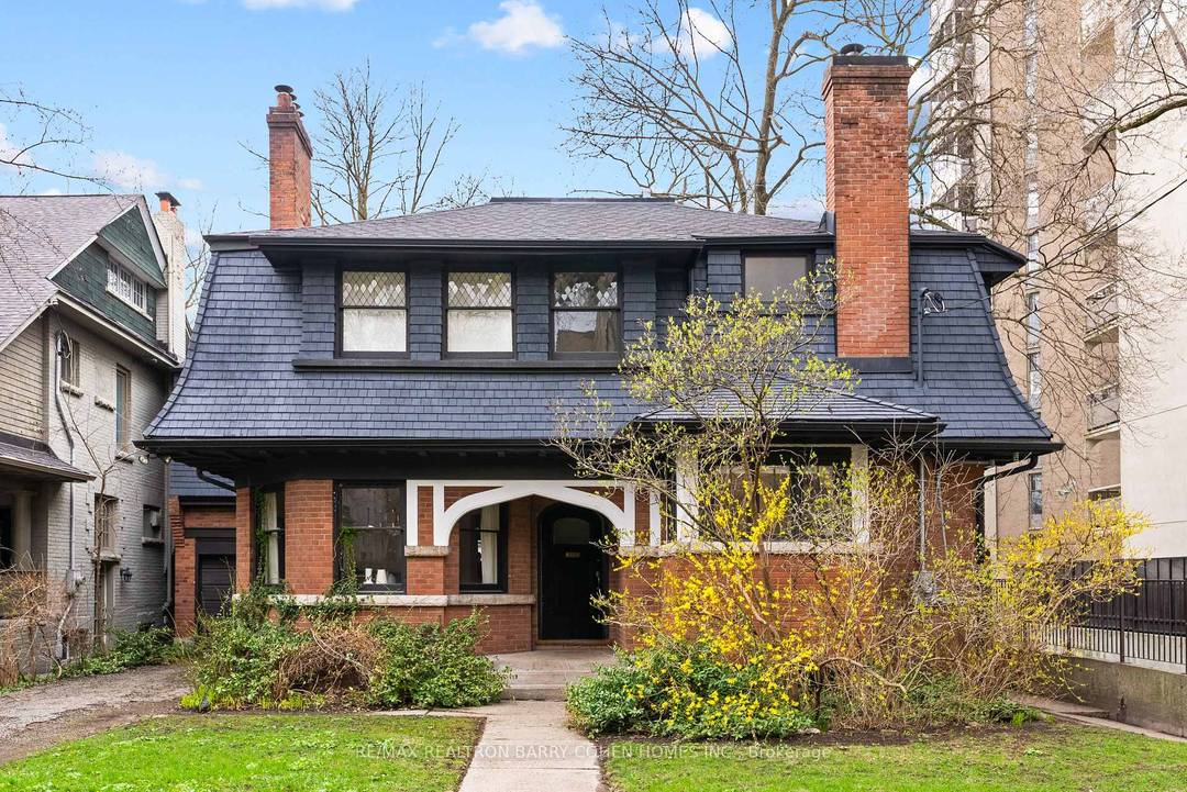 Rare Opportunity In Summerhill !