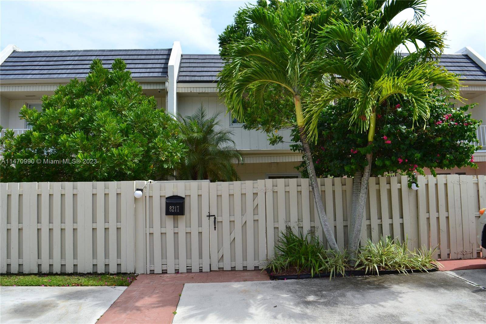 Very spacious 2 bedroom 2.