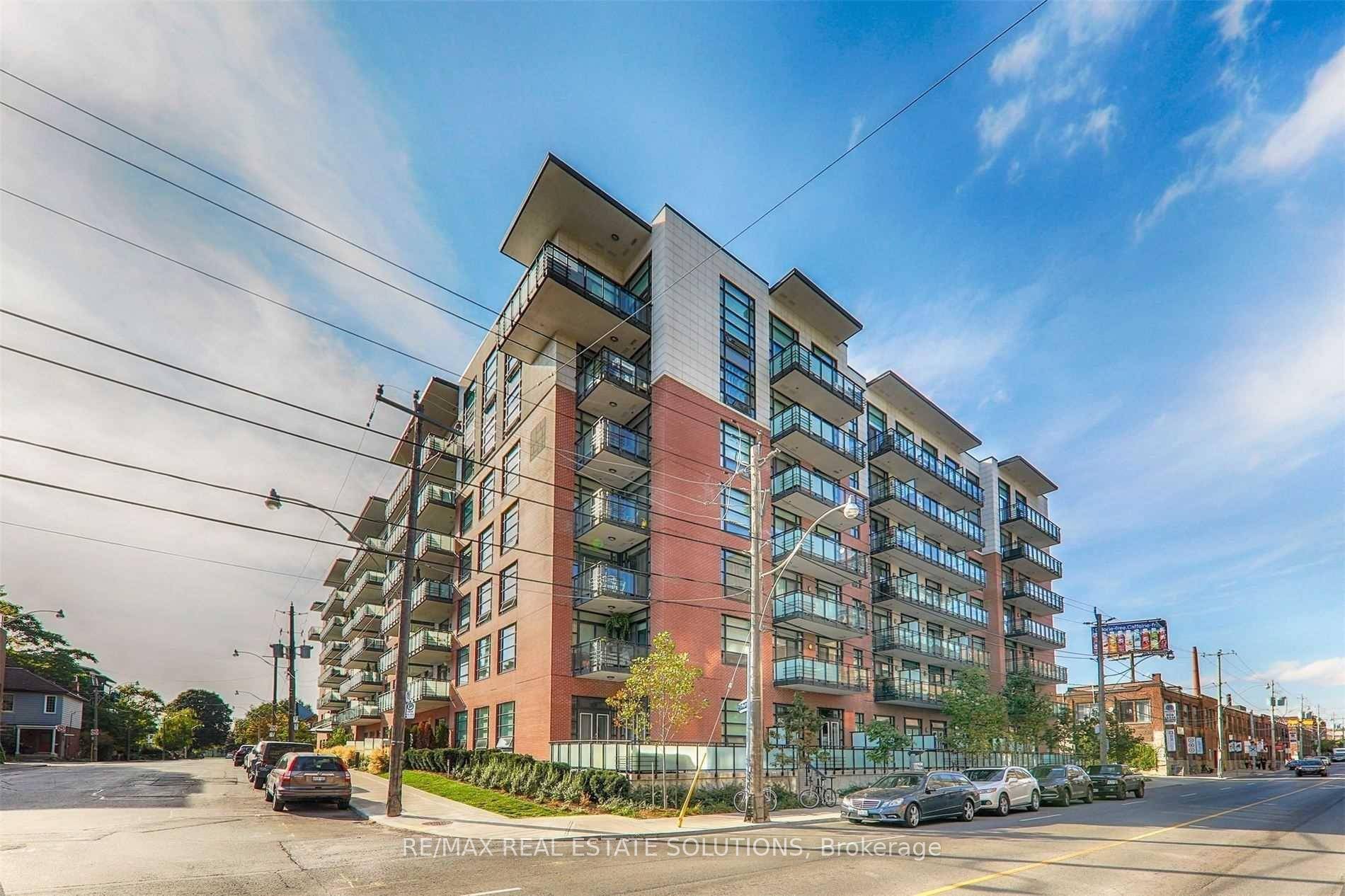 Welcome to Showcase Lofts, one of Toronto's most sought after boutique loft residences !