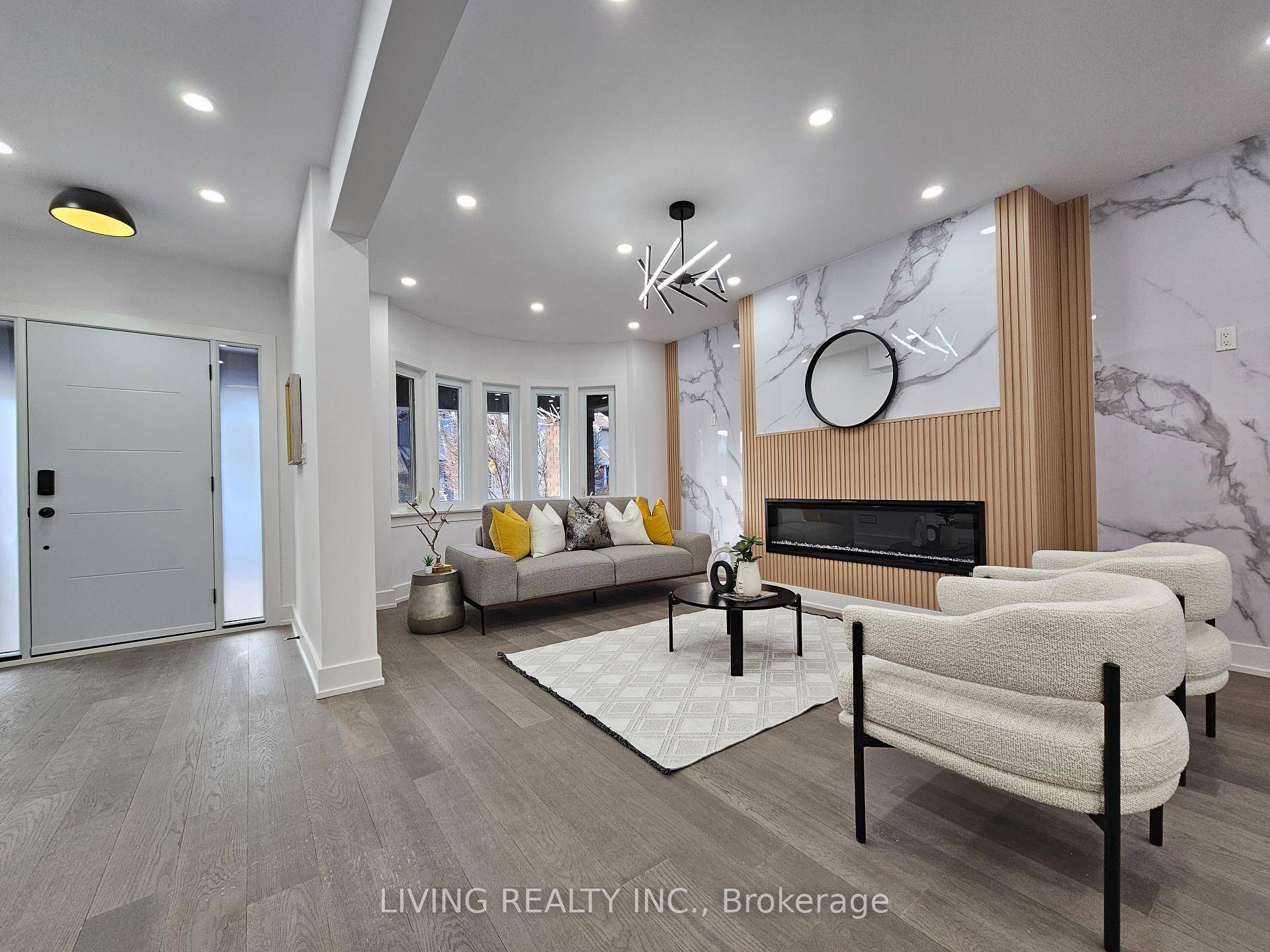 Spacious beautiful renovated 2 storey home in Prime Bloor West Village.