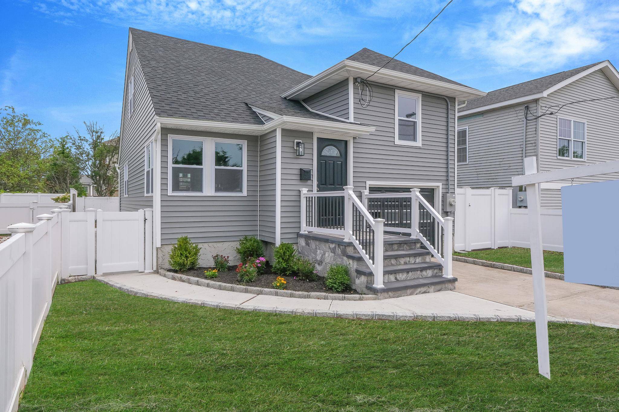 WELCOME TO 47 E JACKSON AVE BABYLON !