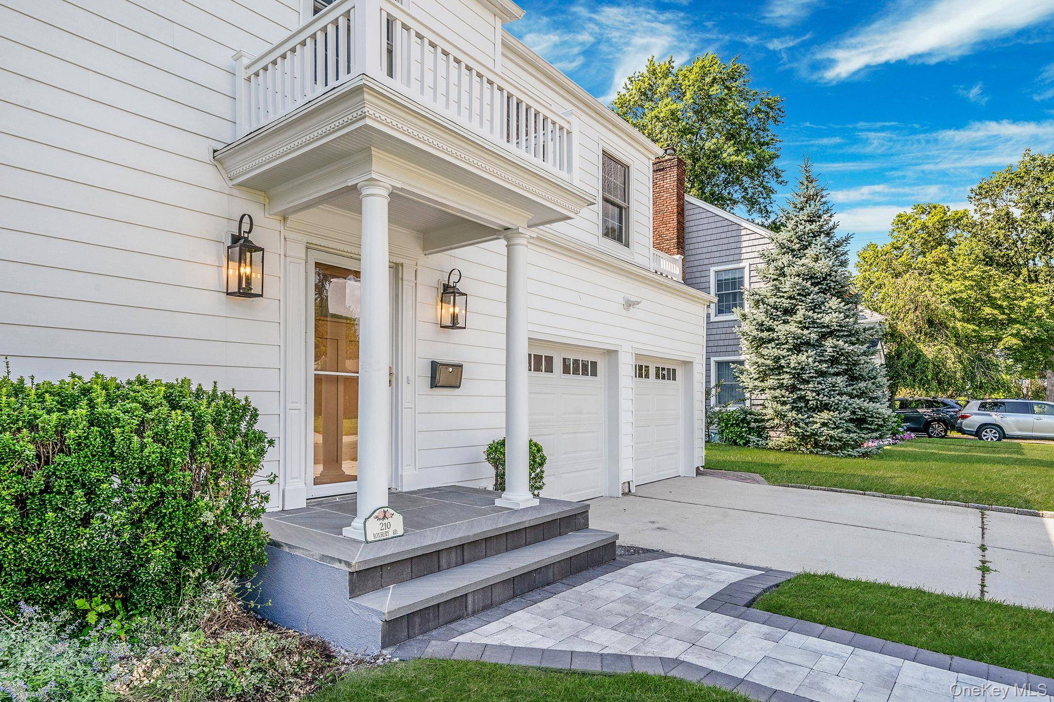 Perfectly positioned mid block on an expansive 80' x 100' lot, this beautifully renovated Center Hall Colonial blends timeless elegance with modern convenience in the heart of Garden City s ...