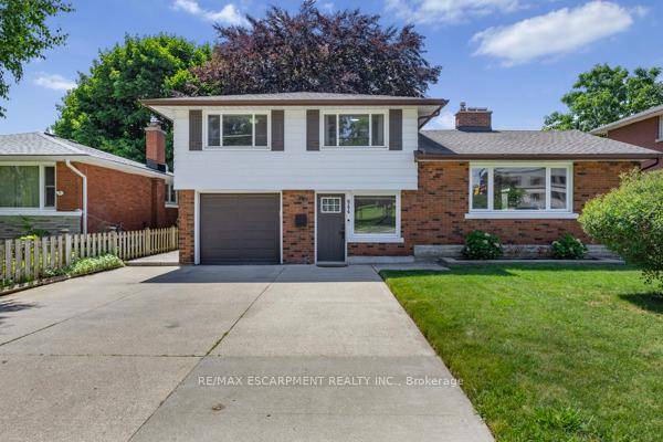 Welcome to this Preston North Sidesplit Charmer in one of the best situated areas in Cambridge.