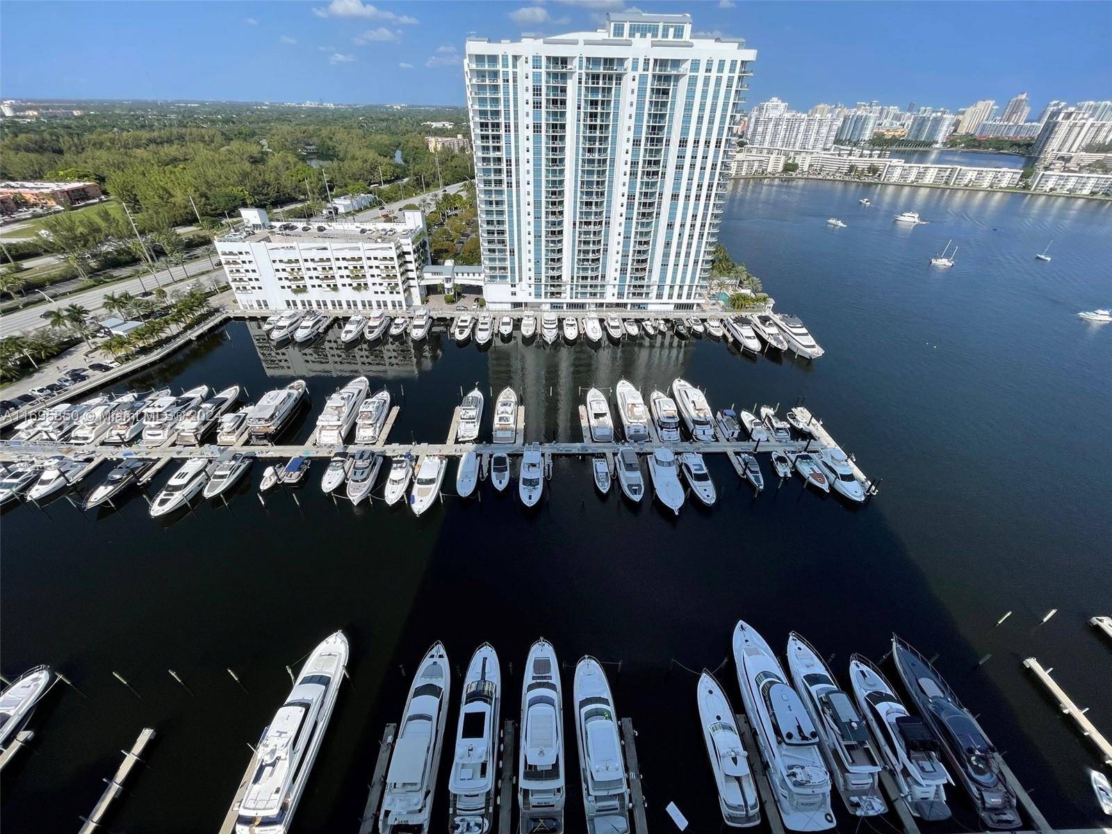 Marina Palms Yacht Club. Turnkey 2 bedrooms, 3 baths amp ; den dining room.