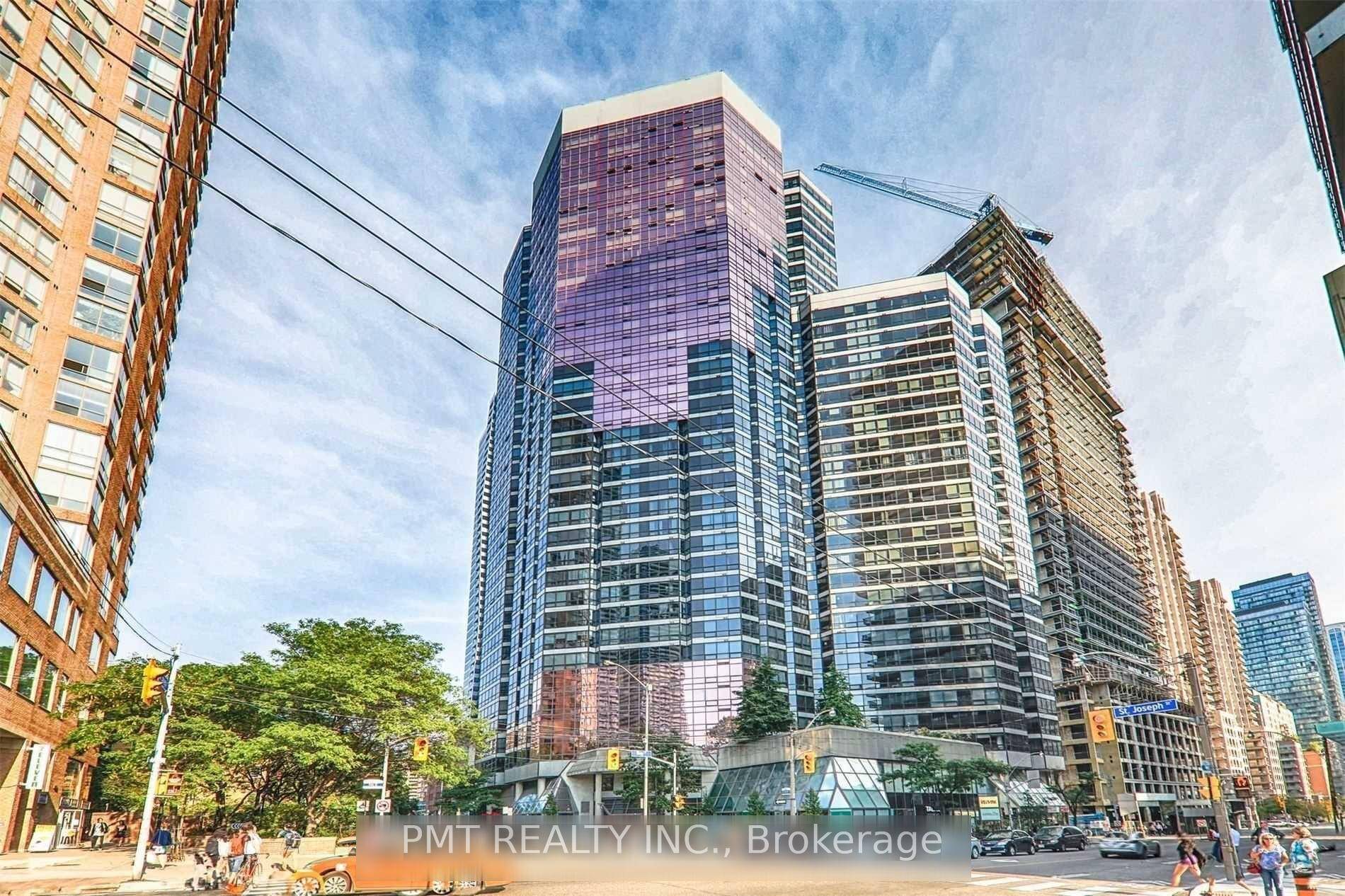 Welcome to this beautifully laid out 1 bedroom den suite, offering approximately 725 sq ft of open and airy living space with sweeping northwest views of downtown Toronto including a ...
