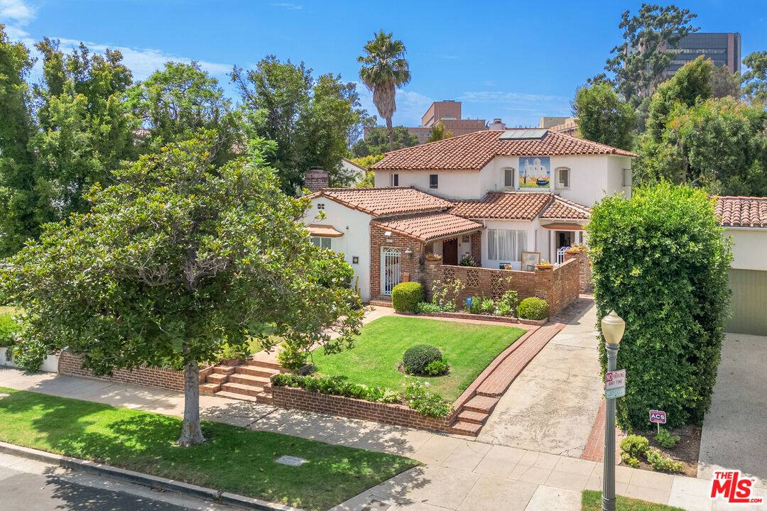 821   Malcolm Ave 5BR Westwood La