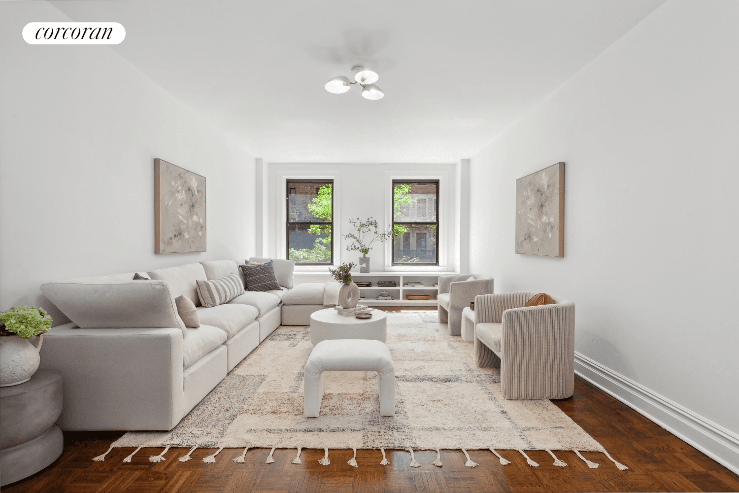 Welcome to 325 West 86th Street Apartment 3C, a south facing co op in an elegant full service building in the heart of the Upper West Side.
