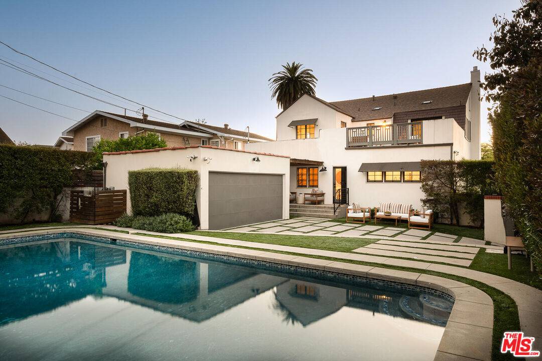 940 Westchester Pl 5BR La