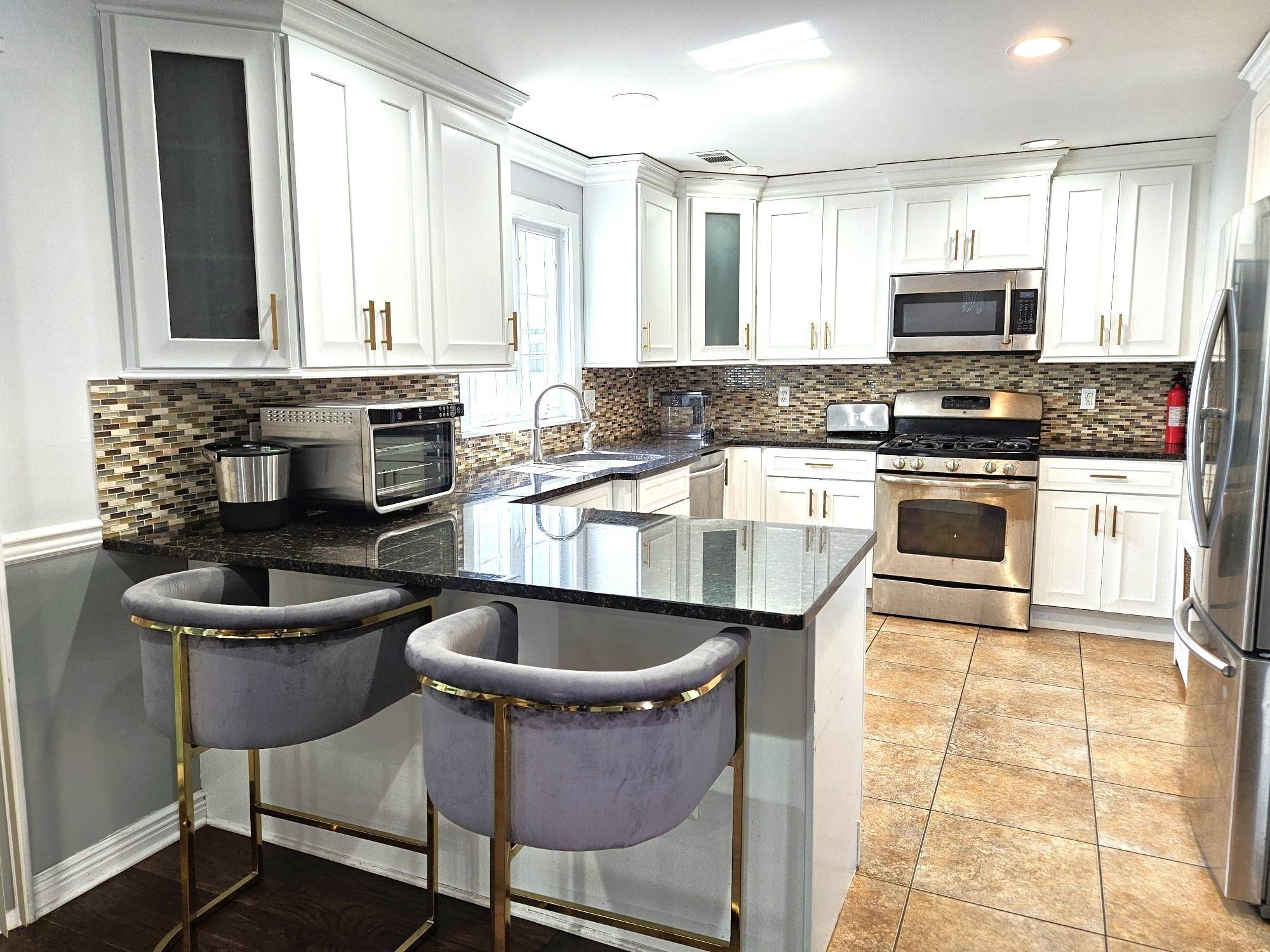 25 RAYDOL AVE New Jersey