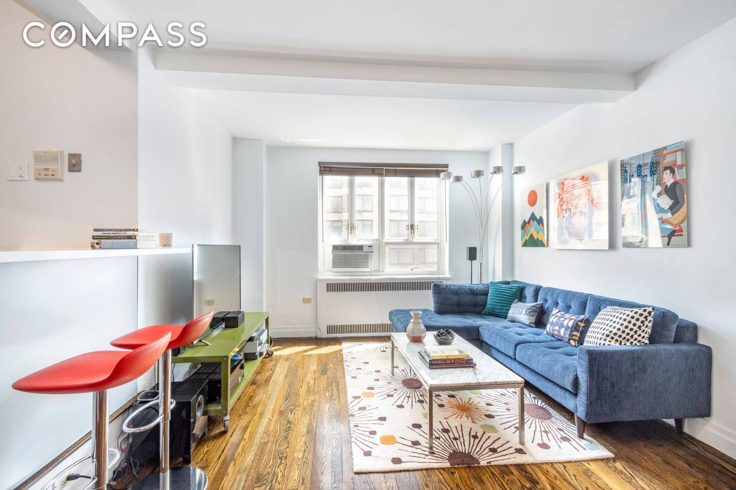 Welcome to 200 W 20th Street, 606 a spacious and charming studio apartment located at the Kensington House.