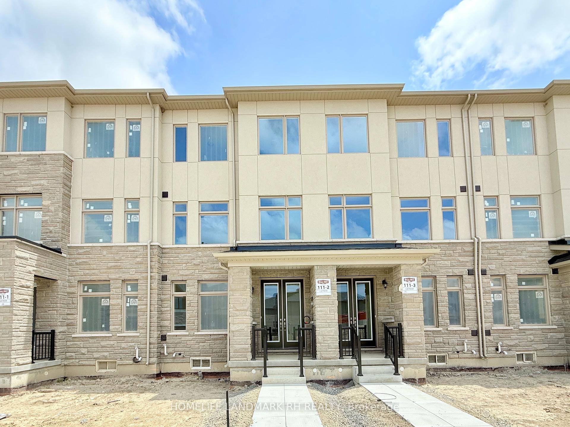 Brand New Gorgeous 2 Car Garage Townhome 100 Free Hold, Built by Regalcrest in High Demand Victoria Grand.