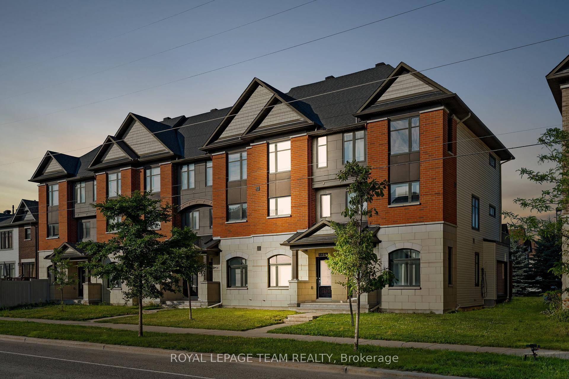 This beautifully maintained freehold townhome offers a convenient and connected lifestyle in the heart of Barrhaven.