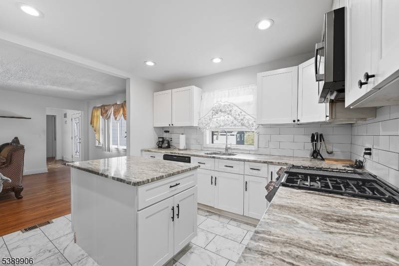 Welcome to this beautifully maintained and spacious 3 bedroom, 3 full bath home, perfectly blending comfort, functionality, and style.