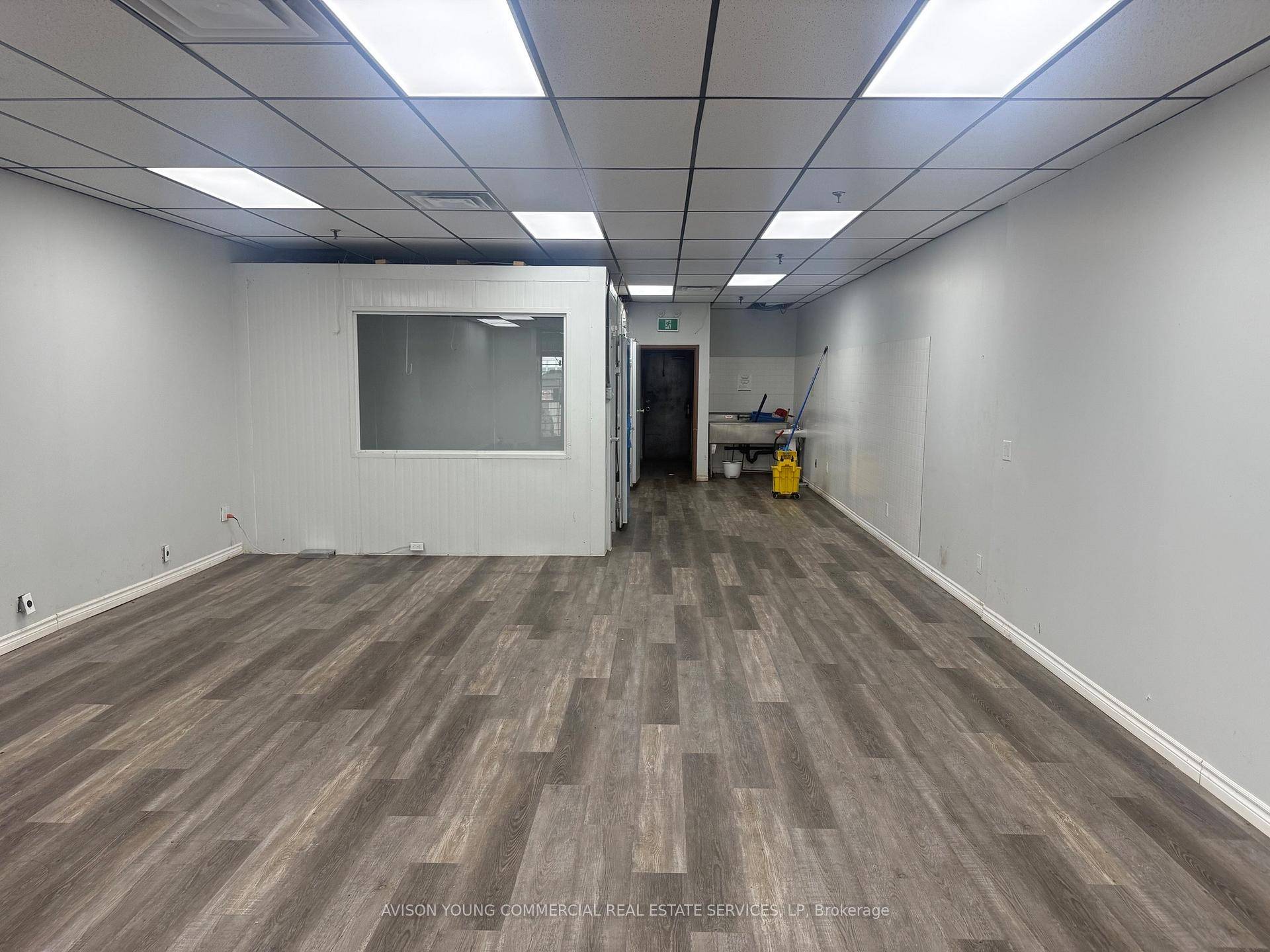 Fantastic Space Located Within Busy Commercial Retail Complex With Many Uses.