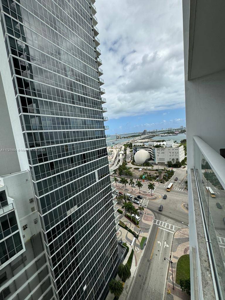 Apartment available in Ten Museum Park, a luxury boutique building in the heart of downtown Miami.