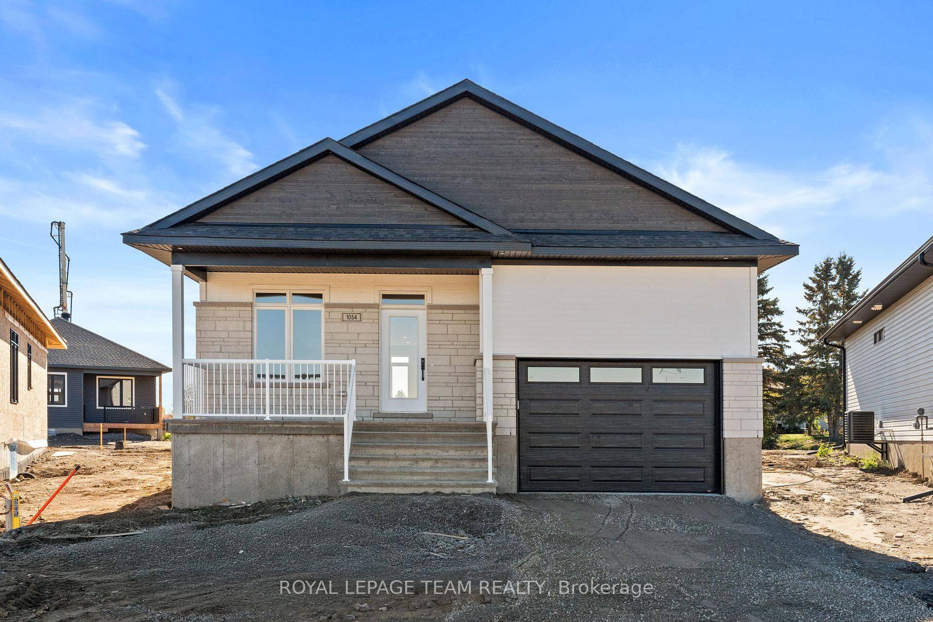 Welcome to Stirling Meadows in Brockville.