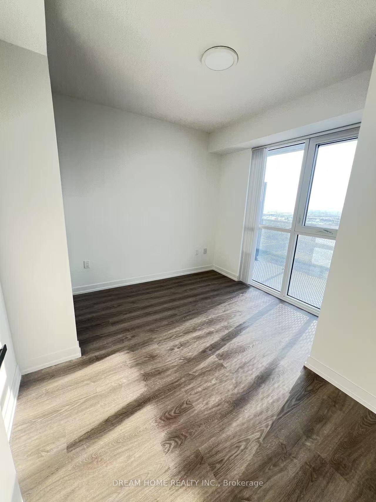 Brand new, modern one bedroom condo located in the heart of Vaughan.