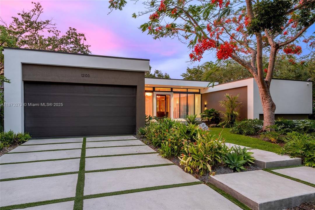Set on a 39, 639 sqft corner lot, this 2023 modern estate offers 5, 745 sqft of luxury living.