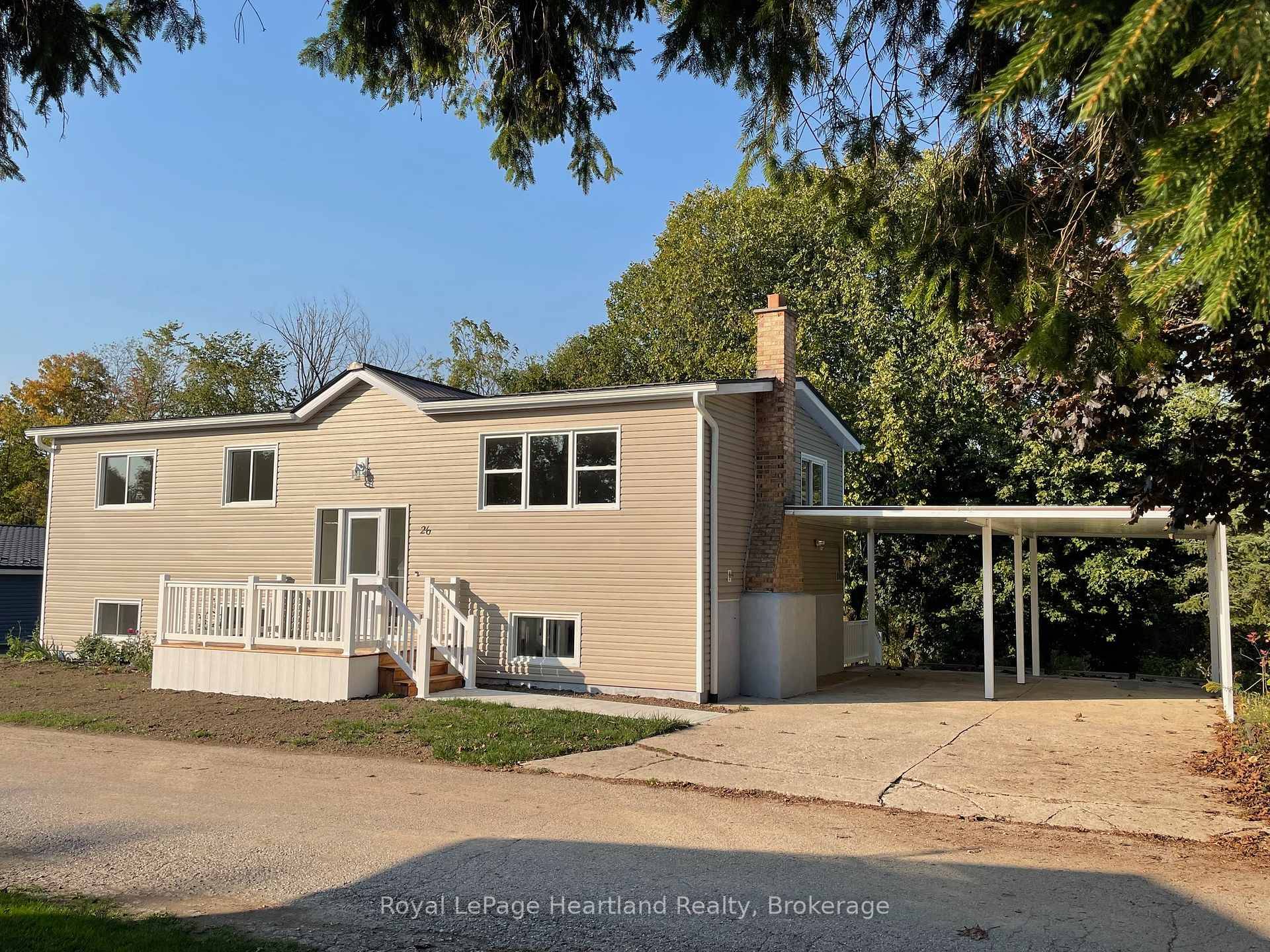 Fantastic 3 bedroom family home completely renovated with a reconfigured, carefully thought out floor plan.