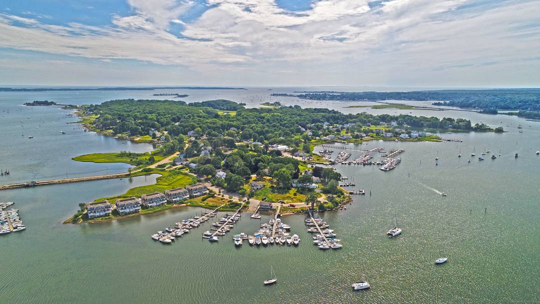 Perfectly situated between New York and Boston, Masons Estates offers an opportunity to own land in one of Mystic's most sought after coastal communities.