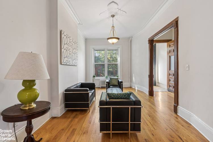 Welcome to one of the best values in the heart of Bedford Stuyvesant.