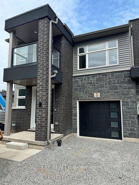 Welcome to your dream home in the heart of Niagara Falls !