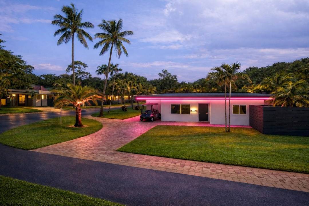A rare opportunity in the heart of Wilton Manors just a few minutes walk from Wilton Drive, this residence captures the South Florida lifestyle.