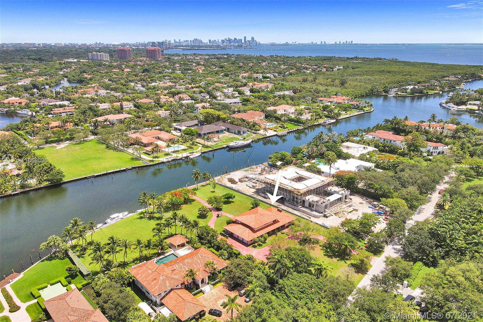 Prestigious Gable Estates Deepest Water Yacht Basin !