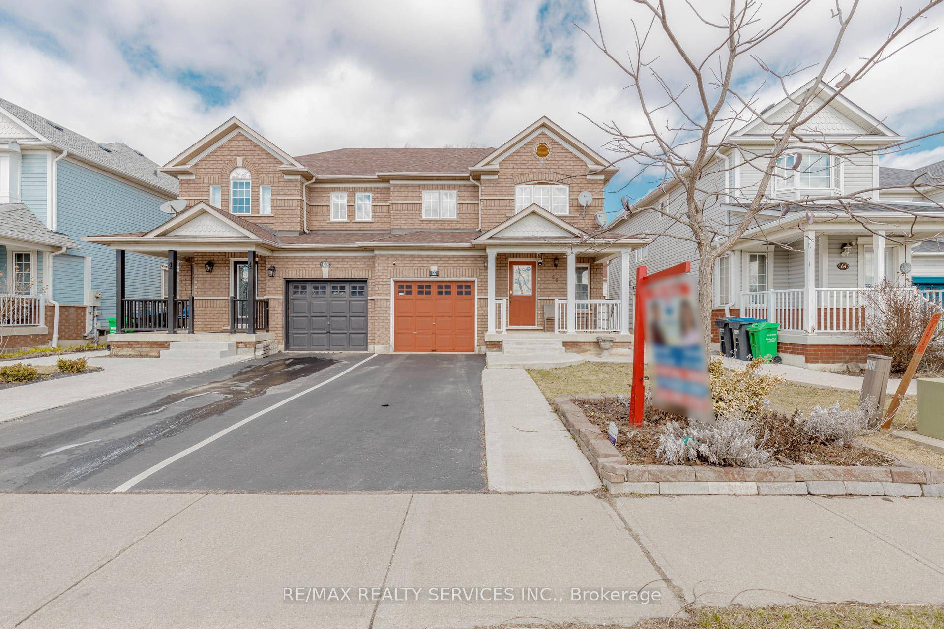 Welcome to Gorgeous Stunning Semi Detached 3 Bedroom, 3 Washroom 2 Story House In Sought After Neighborhood !