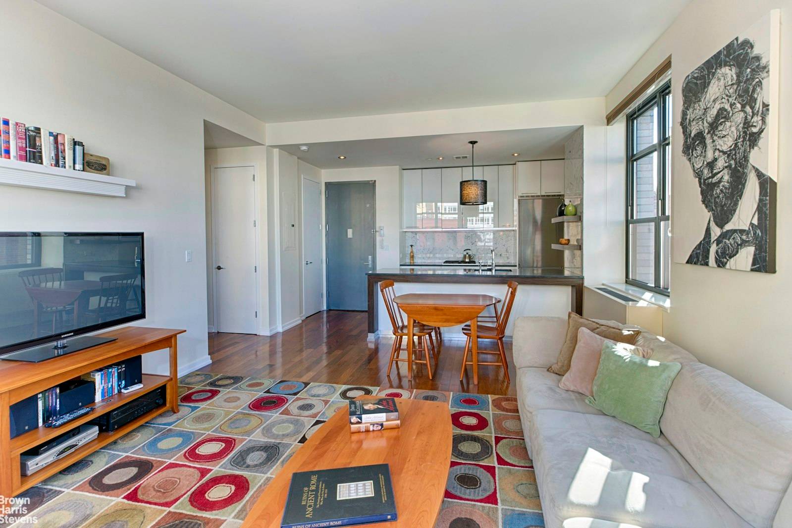 Welcome to 3V at 80 Met. This two bedroom, two bathroom home enjoys bright corner views of Manhattan skyline with over 1, 100 square feet of thoughtfully designed living space ...