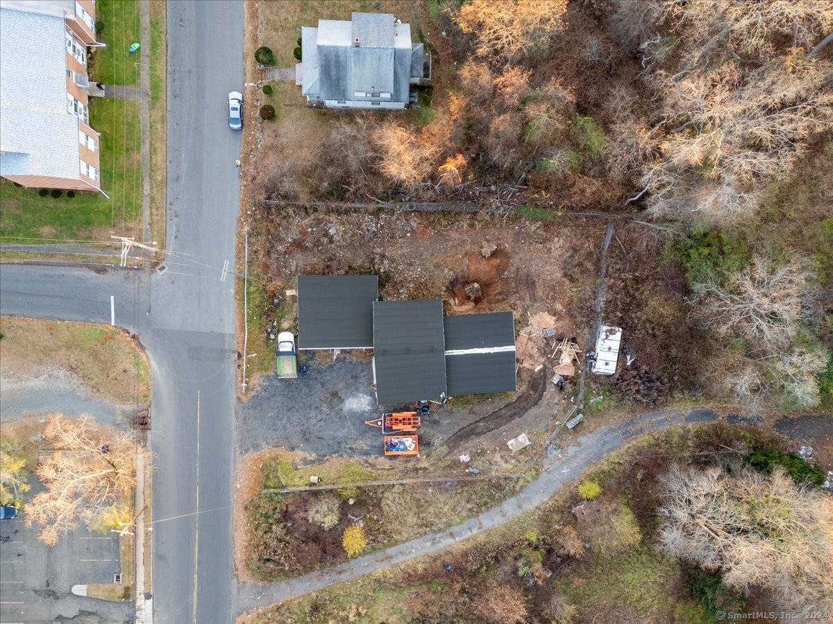 Welcome to 279 Terrace Ave, a property thoughtfully designed for functionality and versatility.