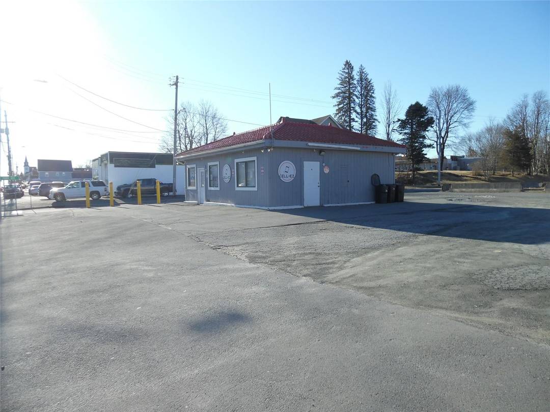 The commercial property for sale includes an 704 sq ft building that is being leased at 1, 200 month triple net on a 0.