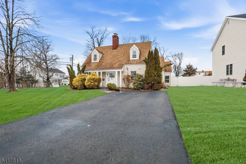 Step into your next home !