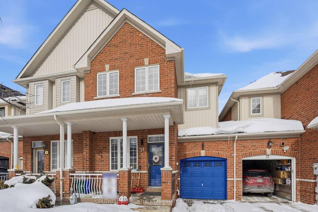Bright open concept layout, modern amenities in desirable Oak Ridges Lake Wilcox, steps from parks, top schools, Bayview amp ; Old Yonge St for easy Toronto commutes.