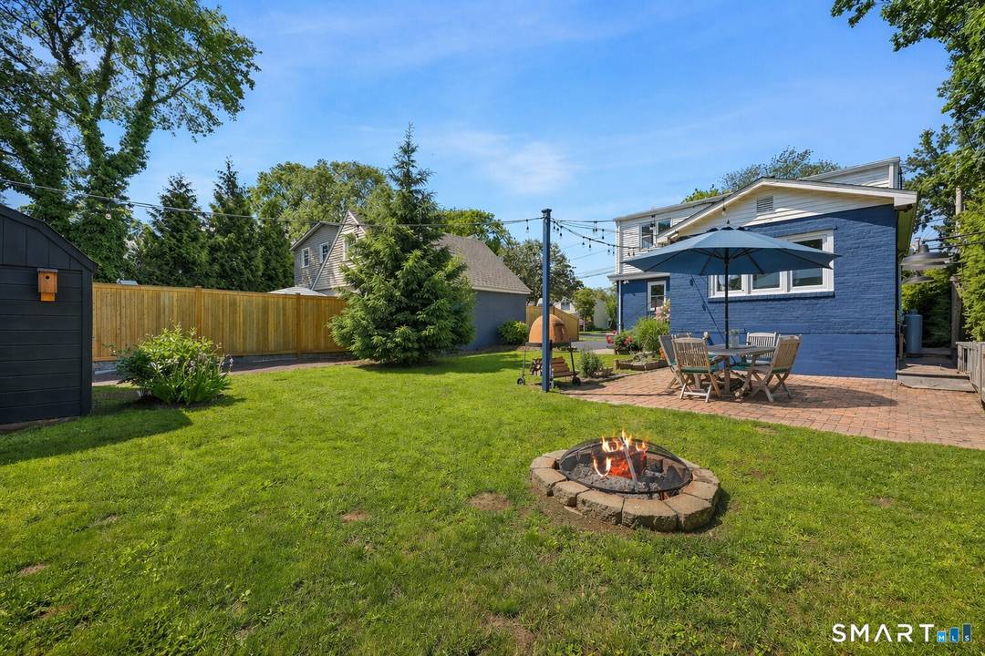 . Wonderful opportunity in Fairfield's highly sought after University neighborhood where charm, convenience, and lifestyle come together.