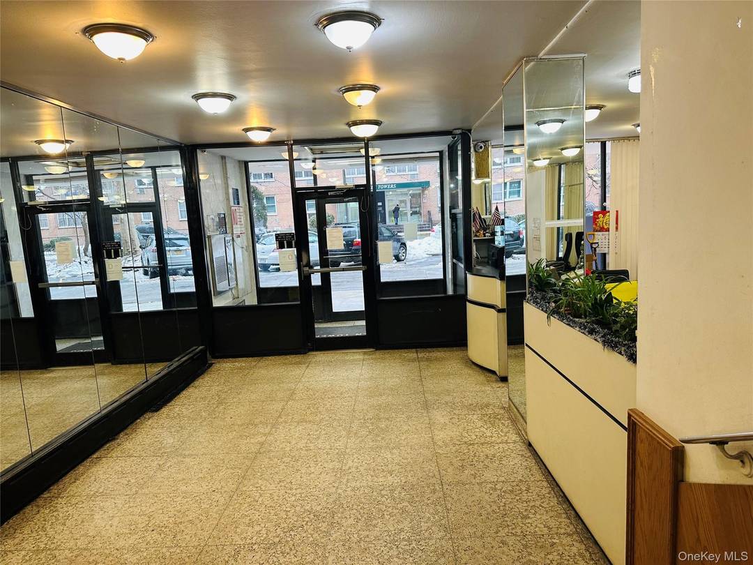 Located in the prime area of Flushing, this spacious and beautiful one bedroom apartment on the 16th floor boasts 800 square feet of living space.