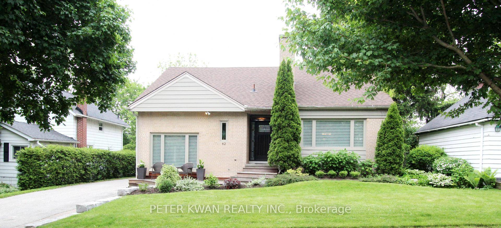 Welcome To 42 Roseview Avenue, A beautifully maintained and tastefully updated home with a rare 65 foot wide frontage Located In The Prestigious Mill Pond Community Of Richmond Hill.