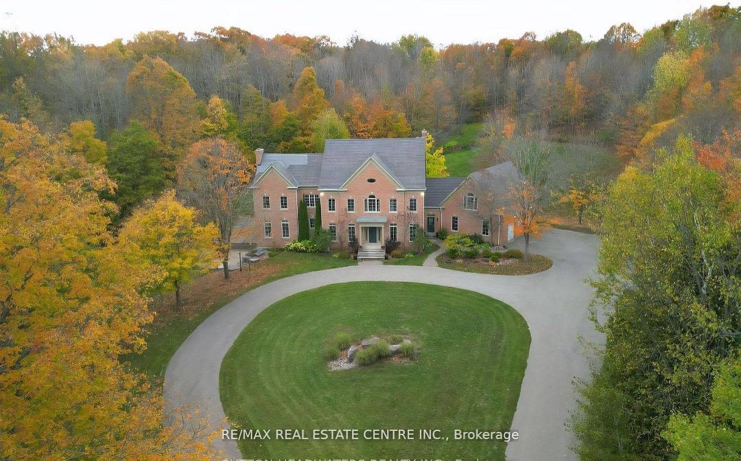 Location, Elegance and Affordability !