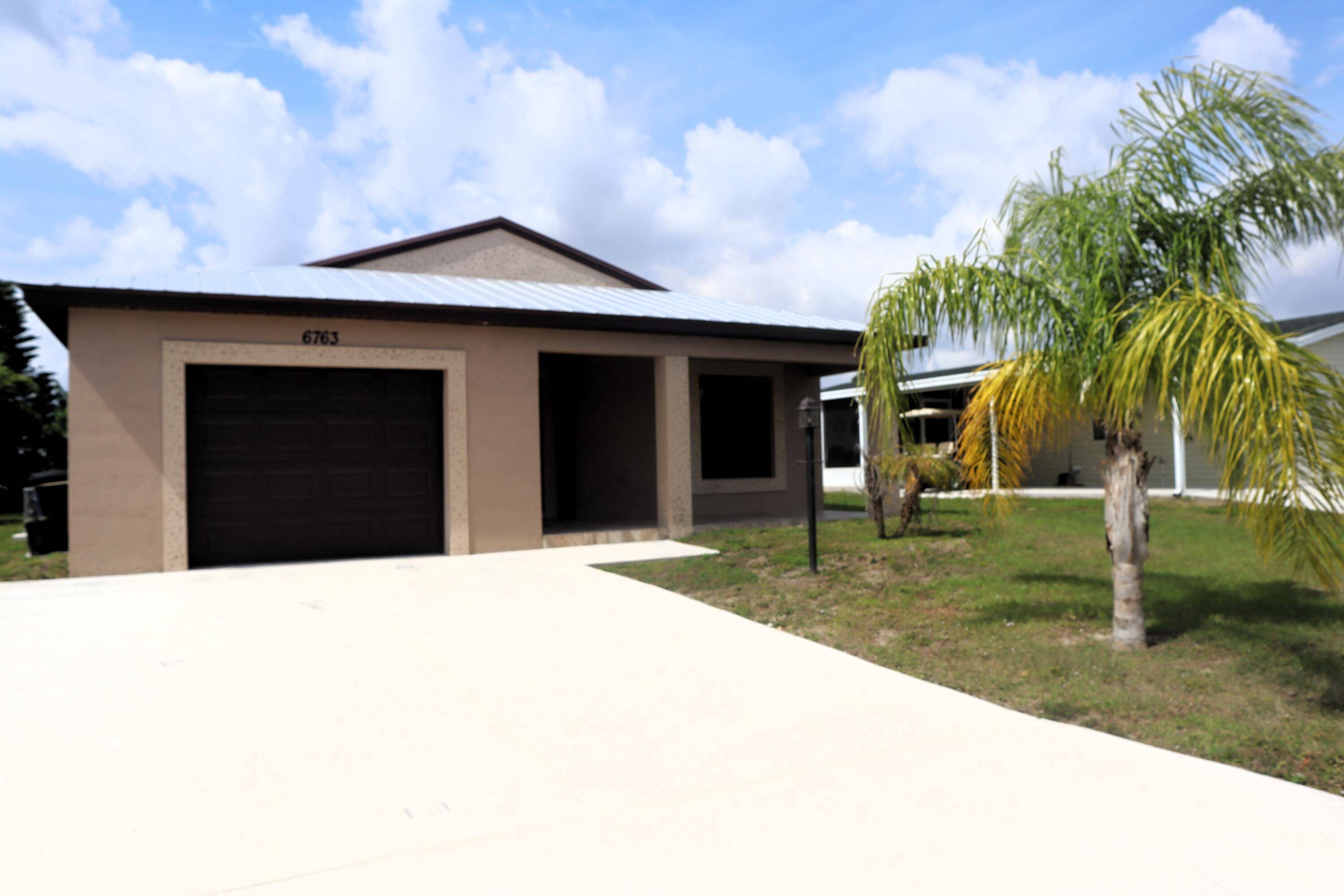 Stunning New Build VA FHA Loans Welcome If you've been searching for the perfect blend of style, comfort, and convenience this is it !