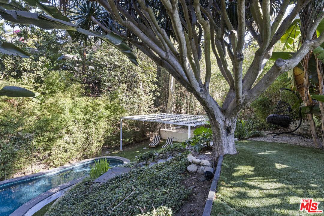 2936   La Castana Dr 3BR Hollywood Hills East La