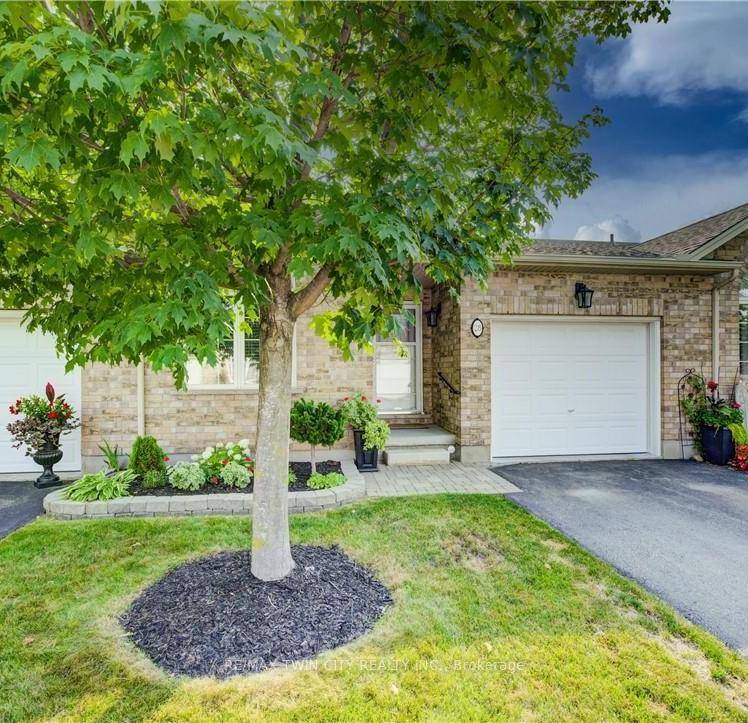 Welcome to this lovely bungalow townhouse nestled in a quiet, well maintained complex just minutes from all the amenities you need.
