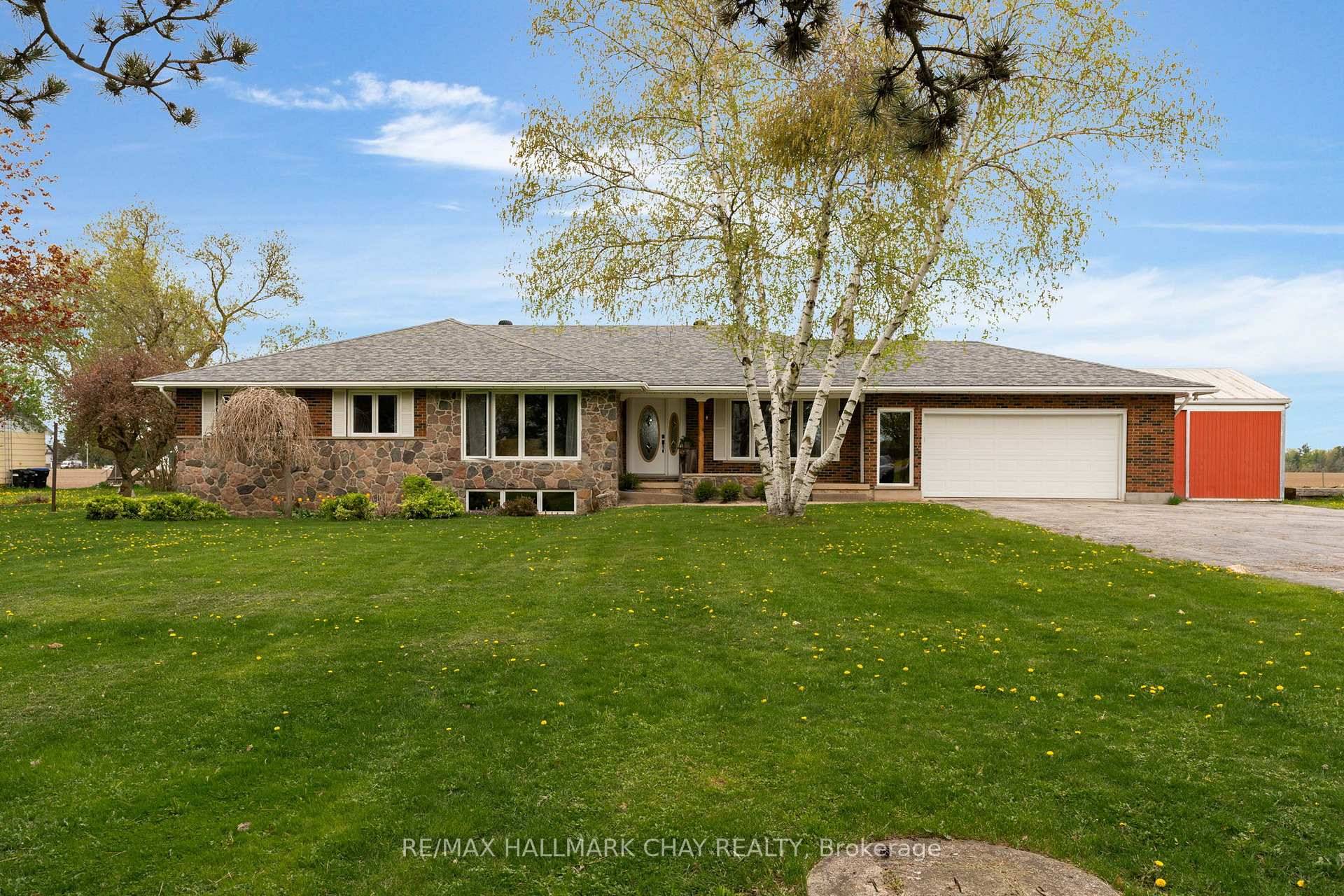 Beautifully maintained bungalow set on 1.