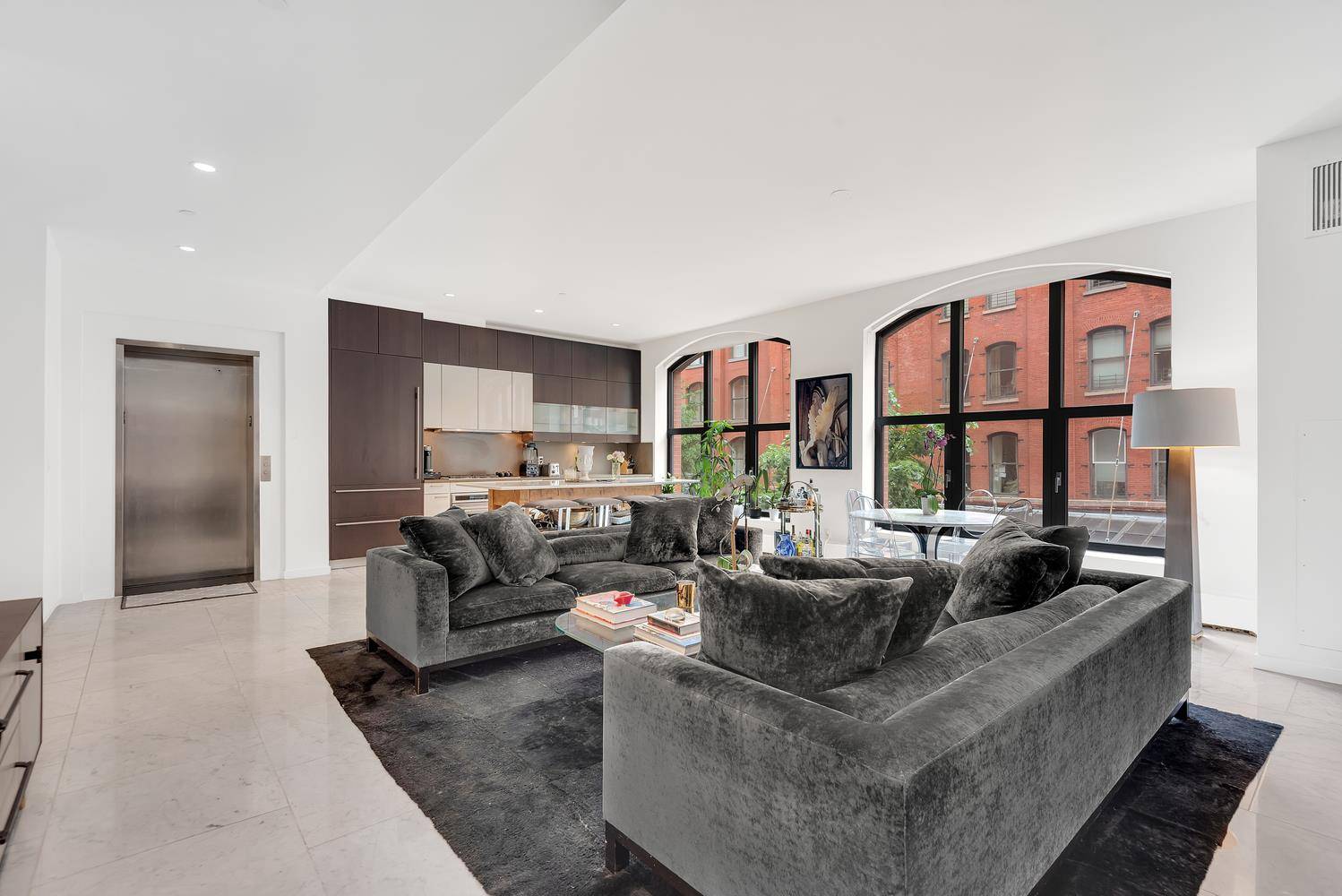 Sophisticated Tribeca Three Bedroom Loft Nestled on a quintessential cobblestone block in the heart of historic Tribeca, this impeccably designed three bedroom, three bathroom residence blends modern luxury with classic ...