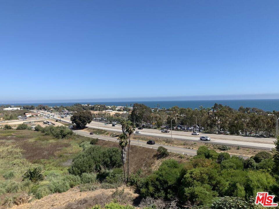 23901 Civic Center Way 2BR Malibu La