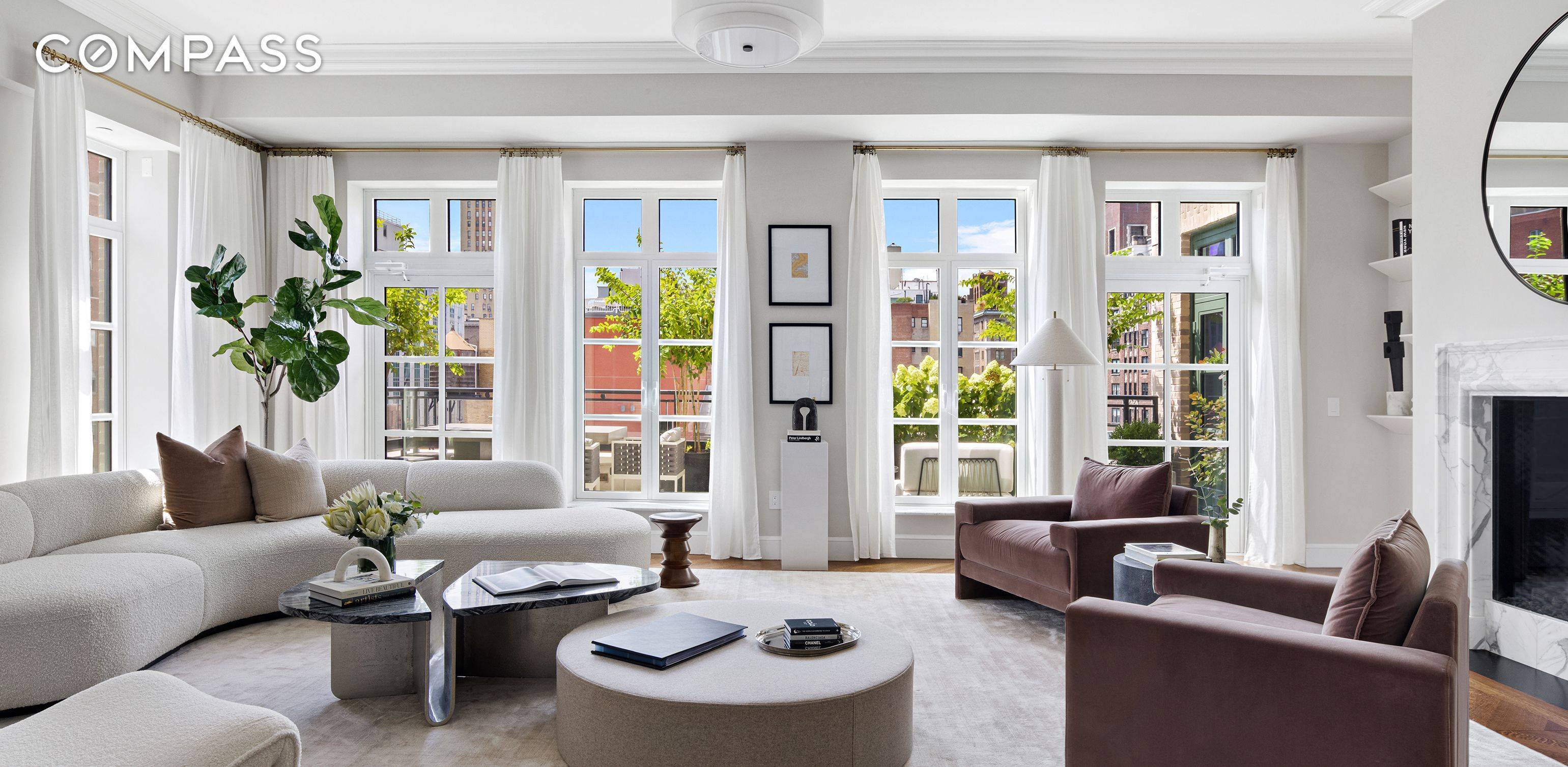 Duplex PH11B is the perfect five bedroom five bath residence totaling 3, 816 SF with a gracious 277 SF terrace fit for entertaining.