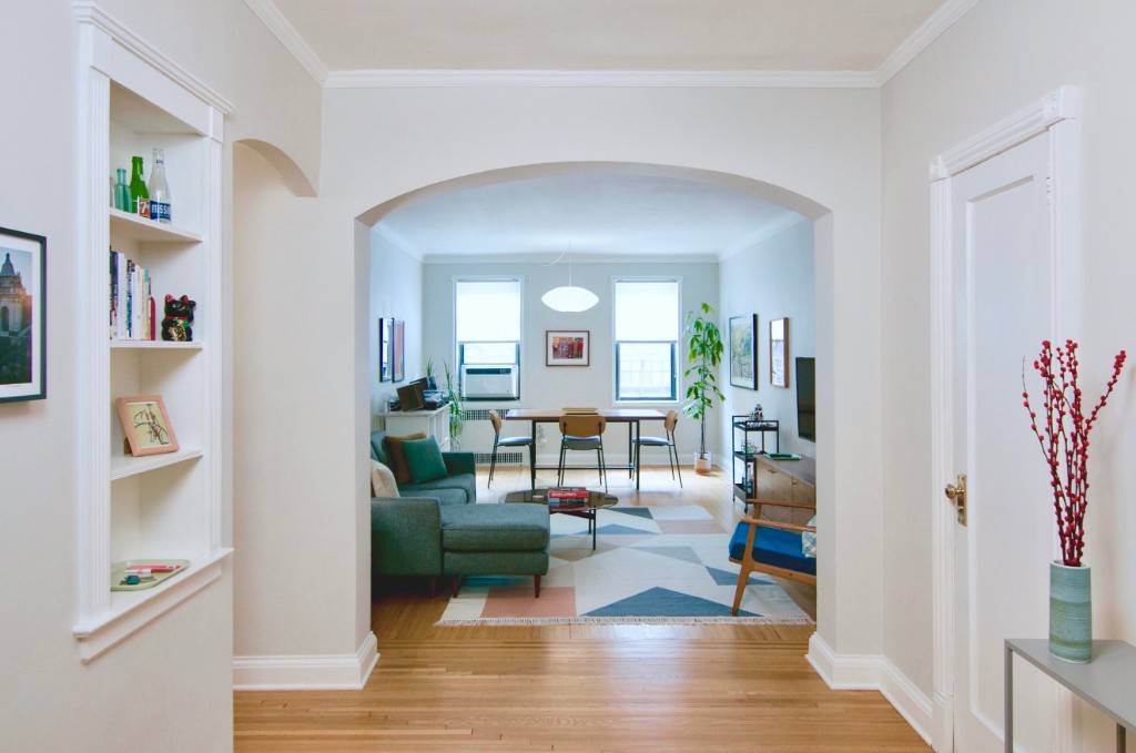 Exceptional one bedroom for sale in prime Kensington location !