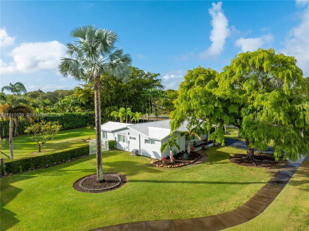 Discover this beautiful move in ready home in a highly desirable and close knit community.